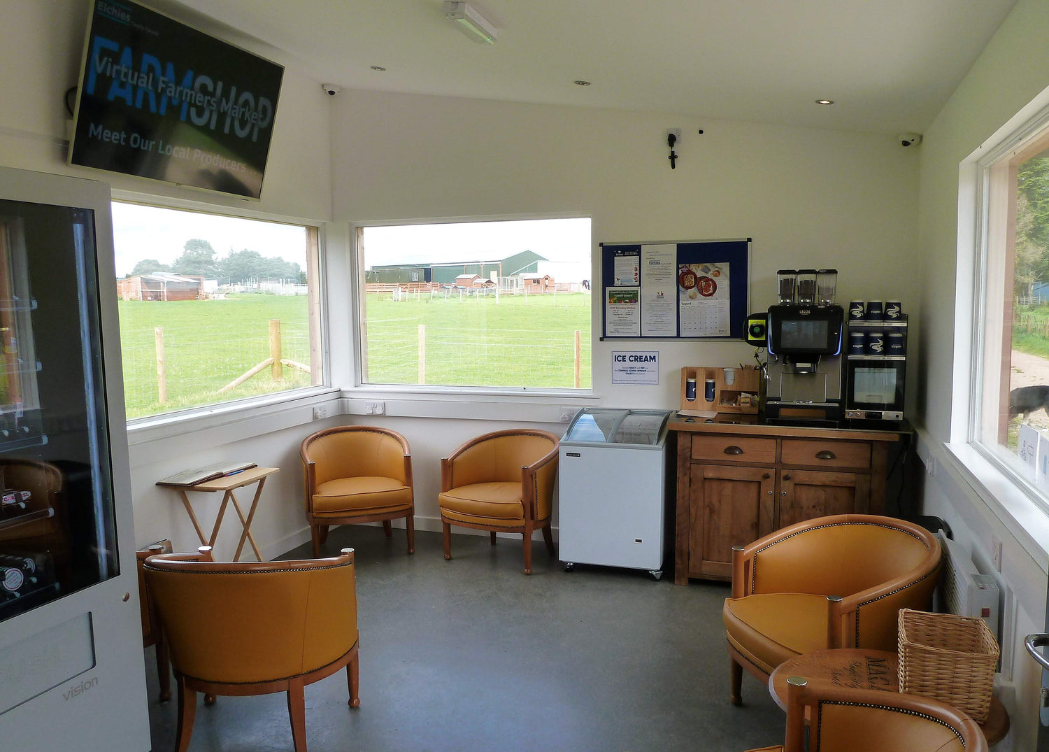 Elchies Coffee Shop, Relaxation Area